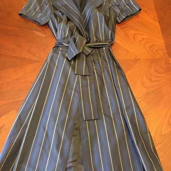 Checked style black blue line knee length high dress - Picture 2 of 6